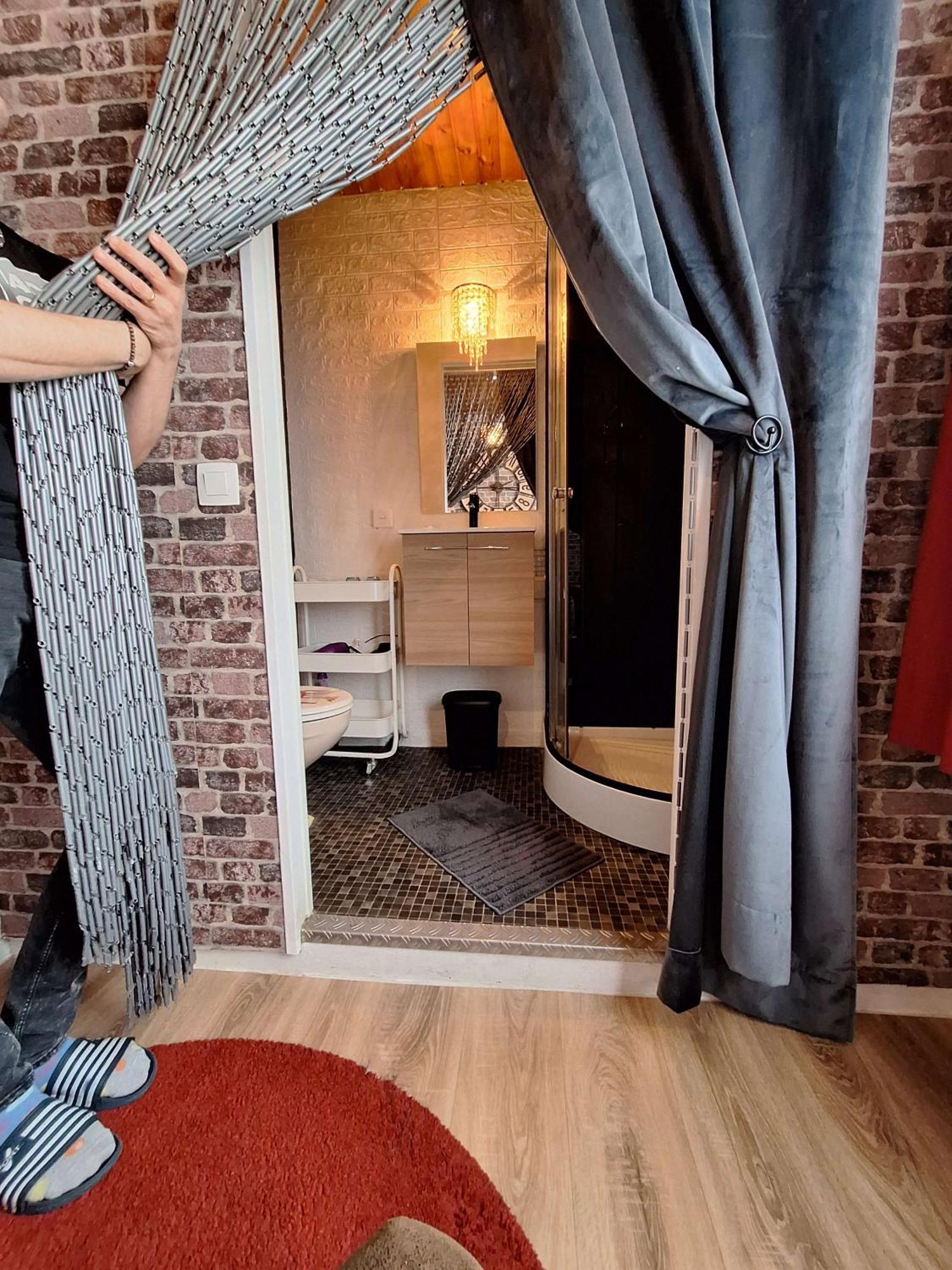 "Chez Ba'Nus" Bed & Breakfast บลังเคนเบอร์เก ภายนอก รูปภาพ
